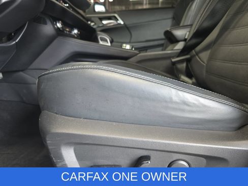 Used 2023 Mitsubishi Outlander 4WD Plug-In Hybrid image 29