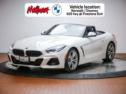 Used 2026 BMW Z4 sDrive30i RWD image 1