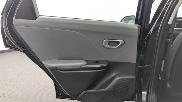 Used 2025 Kia K4 FWD image 16