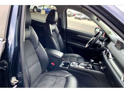 Used 2019 MAZDA CX-5 Touring image 8