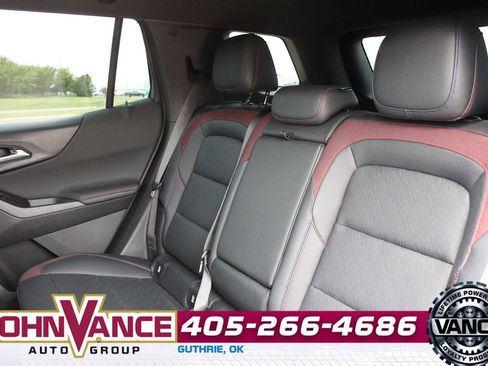 Used 2025 Chevrolet Equinox RS image 21