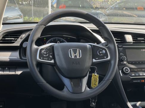 Used 2019 Honda Civic LX image 3