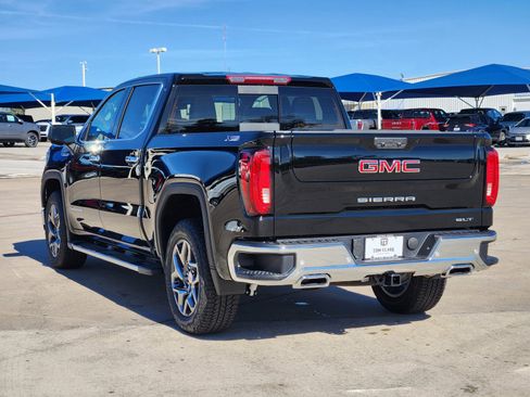 New 2026 GMC Sierra 1500 SLT AWD/4WD image 3