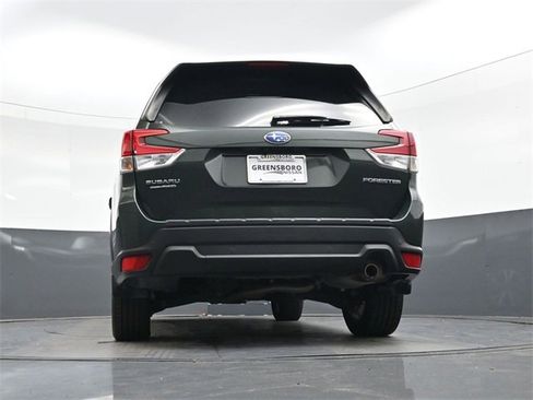 Used 2022 Subaru Forester Limited image 38