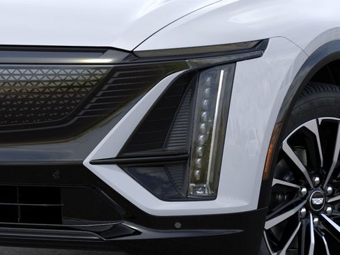New 2026 Cadillac Lyriq Premium Sport w/ LPO, Floor Liner Package RWD image 10