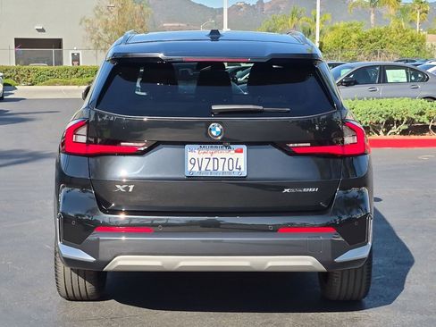 Used 2025 BMW X1 xDrive28i w/ Premium Package AWD/4WD image 9
