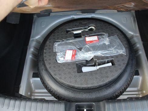 Used 2019 Honda Civic Sport image 27