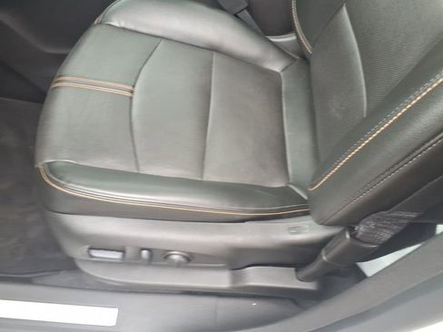 Used 2022 Chevrolet Equinox Premier FWD image 10
