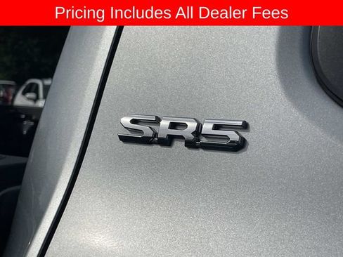 Used 2025 Toyota Tacoma SR5 AWD/4WD image 11