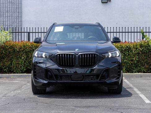 Used 2024 BMW X5 xDrive40i w/ M Sport Package AWD/4WD image 2
