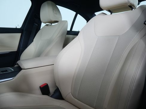 Certified 2024 BMW 330i xDrive 330i xDrive w/ Premium Package image 11