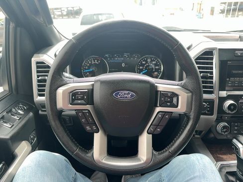 Used 2015 Ford F150 Platinum w/ Equipment Group 701A Luxury AWD/4WD image 14