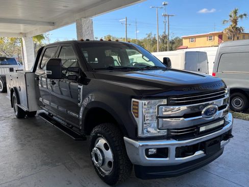 Used 2018 Ford F350 Lariat w/ Lariat Value Package image 5