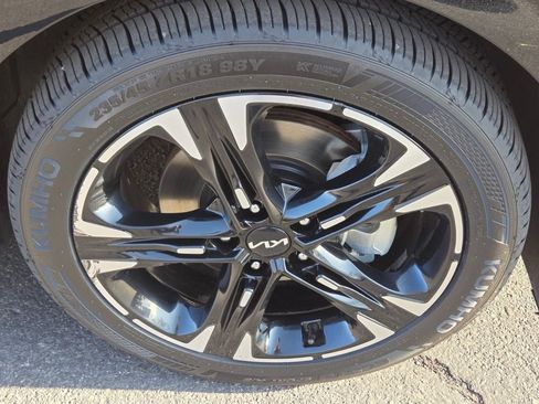 Used 2024 Kia K5 GT-Line AWD/4WD image 9