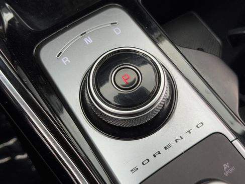 Used 2022 Kia Sorento SX w/ Panoramic Sunroof Package image 30