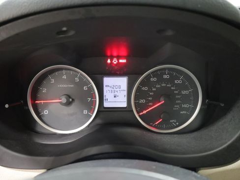 Used 2013 Subaru Crosstrek 2.0i Premium AWD/4WD image 36