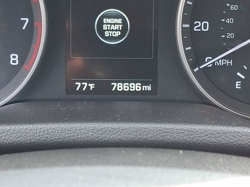Used 2017 Hyundai Elantra Limited w/ Limited Tech Package 04 FWD image 21