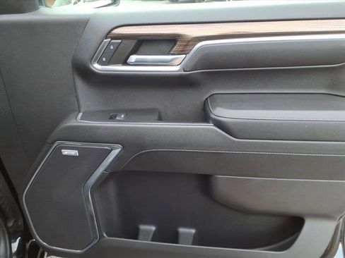 Used 2023 Chevrolet Silverado 1500 RST w/ Convenience Package II image 21