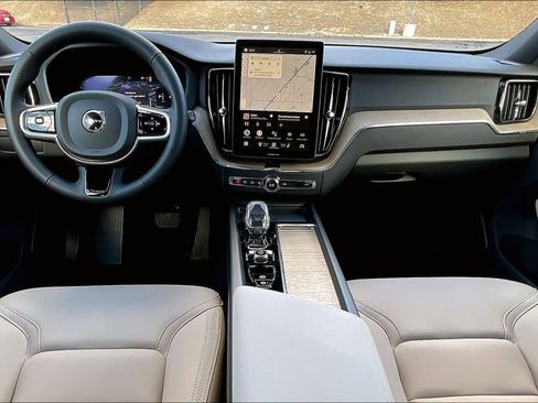 New 2026 Volvo XC60 B5 Plus w/ Protection Package Premier image 7