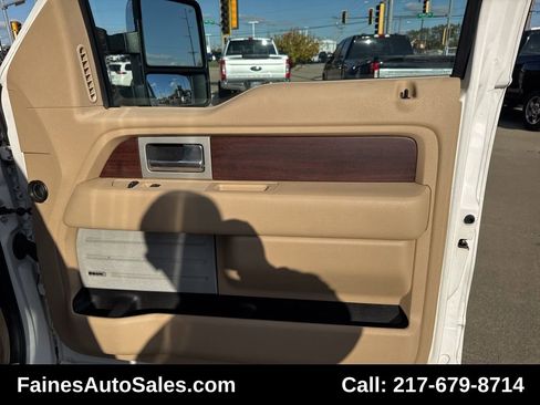 Used 2014 Ford F150 King Ranch w/ King Ranch Luxury Package image 93