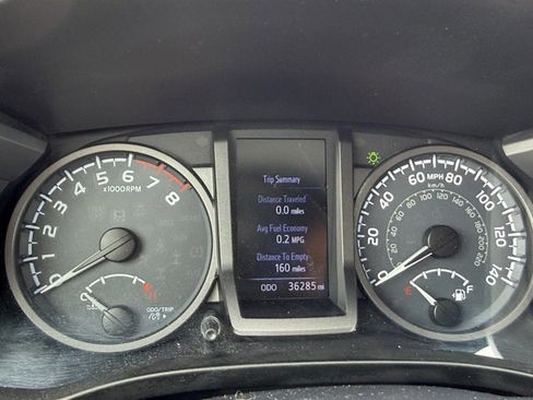 Certified 2017 Toyota Tacoma TRD Sport w/ Premium & Technology Package AWD/4WD image 35