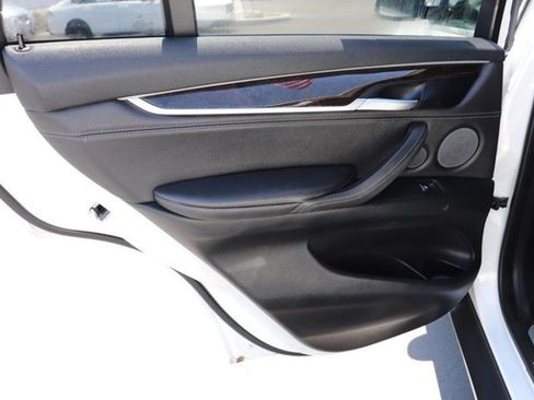 Used 2018 BMW X5 xDrive40e w/ Driving Assistance Package AWD/4WD image 13