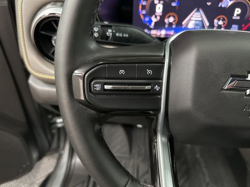 Used 2024 Chevrolet Colorado ZR2 image 17