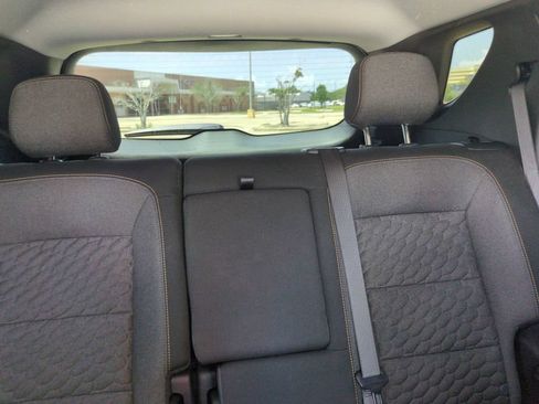 Used 2021 Chevrolet Equinox LT FWD image 33