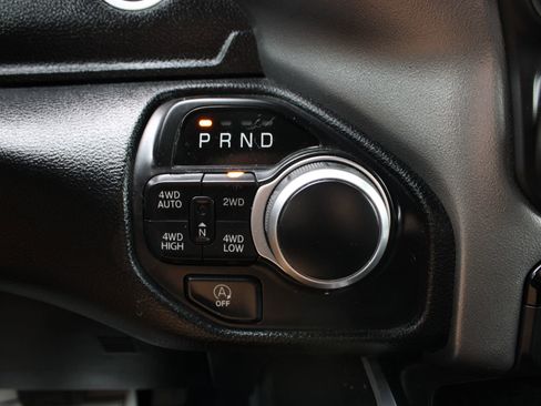 Used 2021 RAM 1500 Big Horn image 24