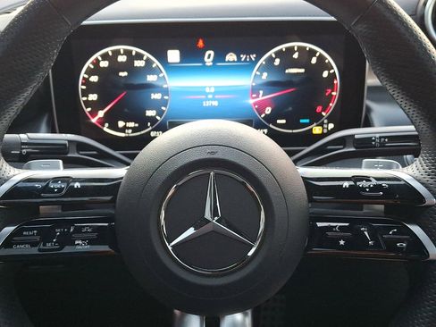 Used 2024 Mercedes-Benz GLC 300 4MATIC image 20
