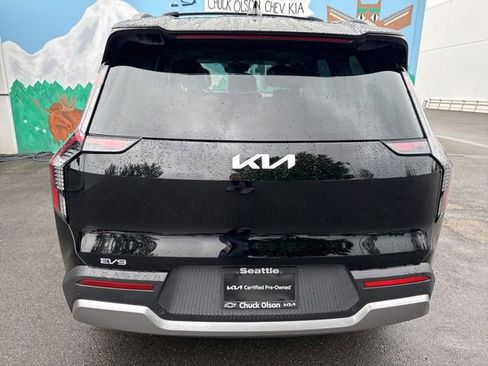 Certified 2024 Kia EV9 Wind AWD/4WD image 3