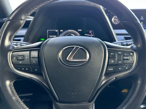 Used 2021 Lexus UX 250h w/ Accessory Package (Z2) image 23
