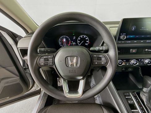 Certified 2025 Honda CR-V LX image 11