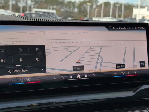 Used 2024 BMW 530i w/ M Sport Package image 18