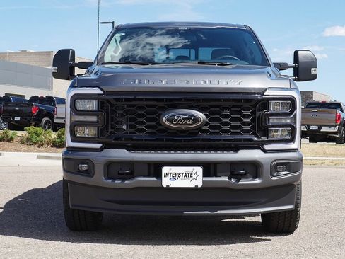 New 2026 Ford F350 XLT w/ XLT Premium Package AWD/4WD image 8