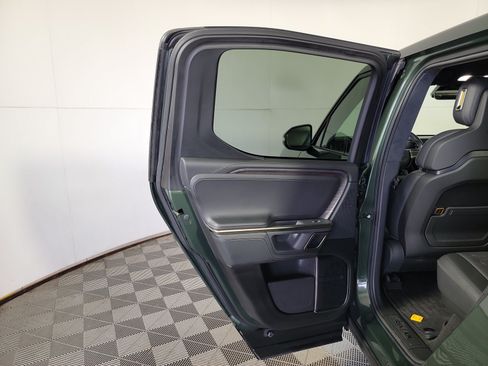 Used 2023 Rivian R1T Adventure AWD/4WD image 17