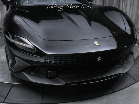 Used 2024 Ferrari Roma Spider RWD image 29