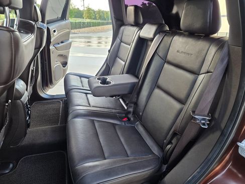 Used 2014 Jeep Grand Cherokee Summit AWD/4WD image 13