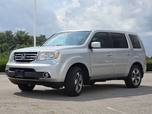Used 2015 Honda Pilot SE image 13