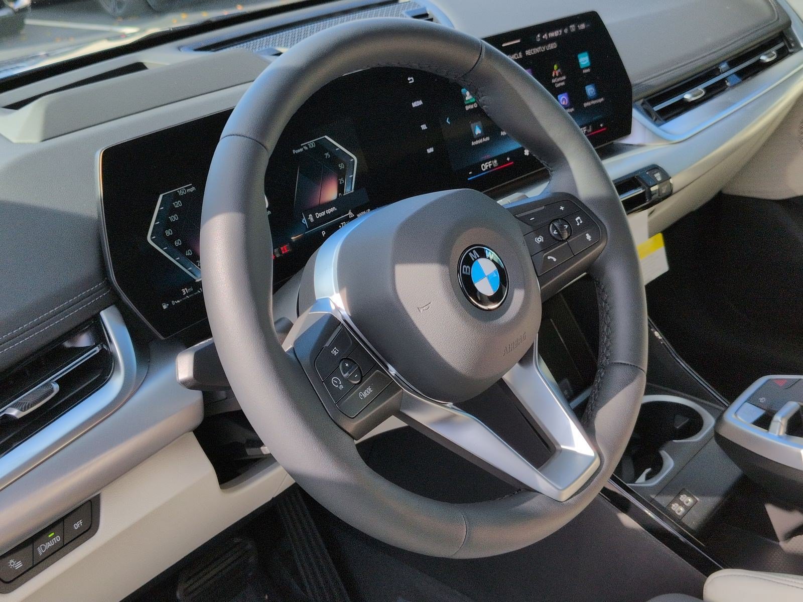 Used 2026 BMW X1 xDrive28i w/ Technology Package AWD/4WD image 18
