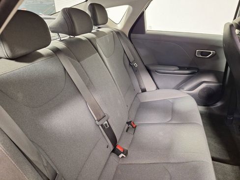 Used 2025 Kia K4 FWD image 28
