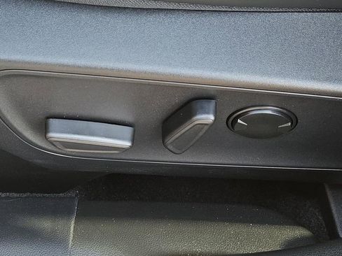 Used 2025 Ford Escape ST-Line w/ Tech Pack #1 image 26