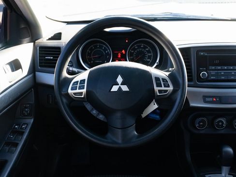 Used 2014 Mitsubishi Lancer ES image 10