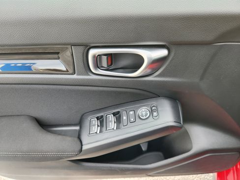 Certified 2026 Honda Civic Sport image 17