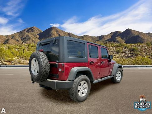 Used 2011 Jeep Wrangler Unlimited Sport image 4