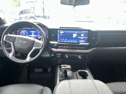 Certified 2024 Chevrolet Silverado 1500 LT Trail Boss w/ Convenience Package II image 29