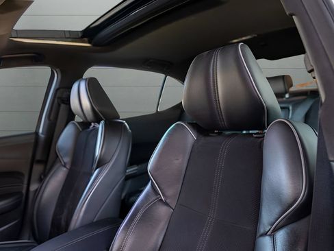 Used 2018 Acura TLX V6 w/ Technology & A-SPEC Pkg FWD image 2