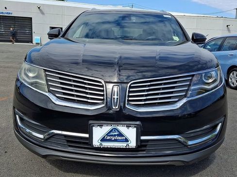 Used 2016 Lincoln MKX Reserve w/ Climate Package AWD/4WD image 2
