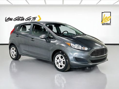 Used 2016 Ford Fiesta SE w/ Cold Weather Package image 3