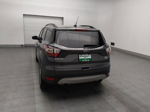 Used 2017 Ford Escape SE w/ Equipment Group 201A FWD image 6